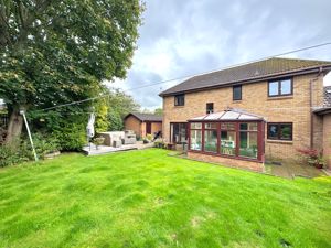 Photo 23- click for photo gallery